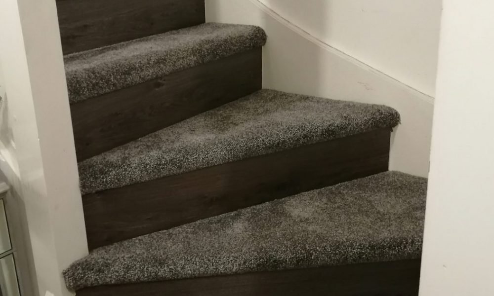stairs with laminate and carpet fusion